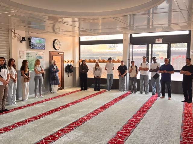 Katholischer Religionskurs des Krupp-Gymnasiums zu Gast